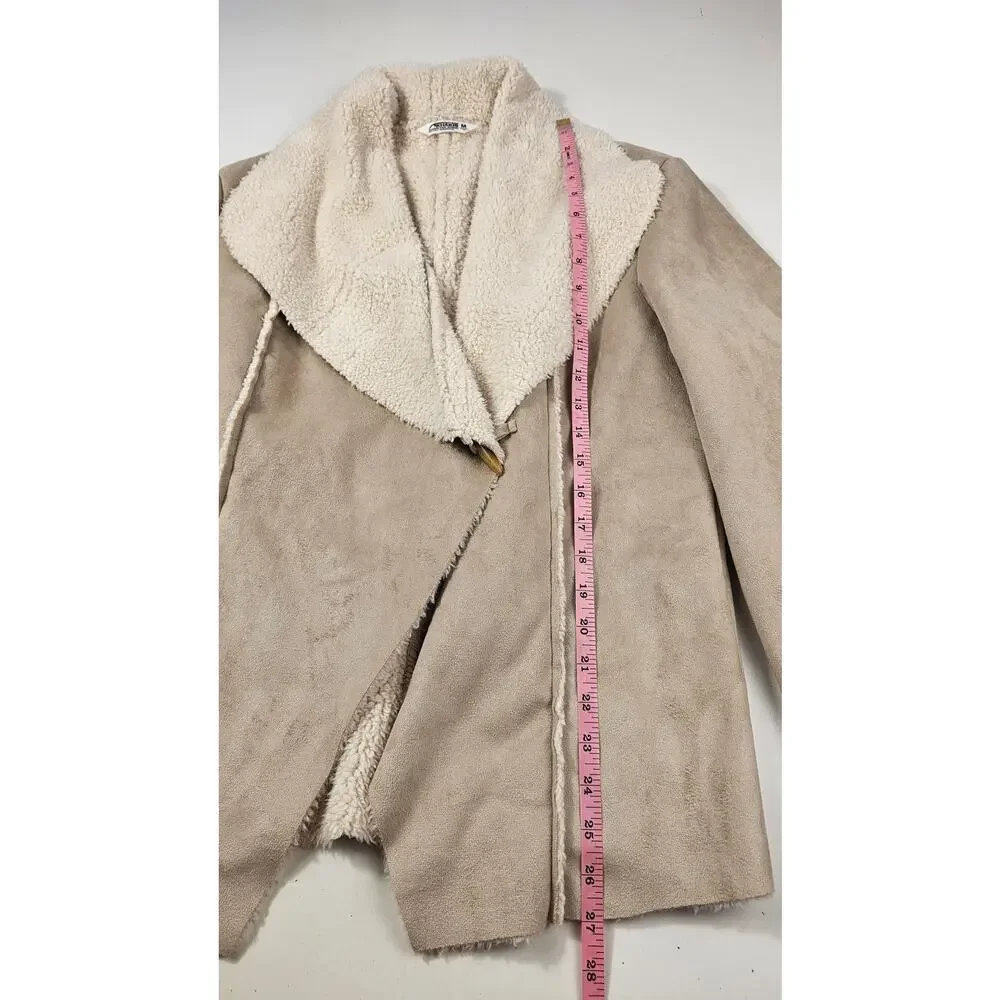 Faux Shearling jacket sherpa lined SOFT EUC warm winter jacket mountain khakis M